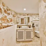 Mojo Sunset Boutique 5*