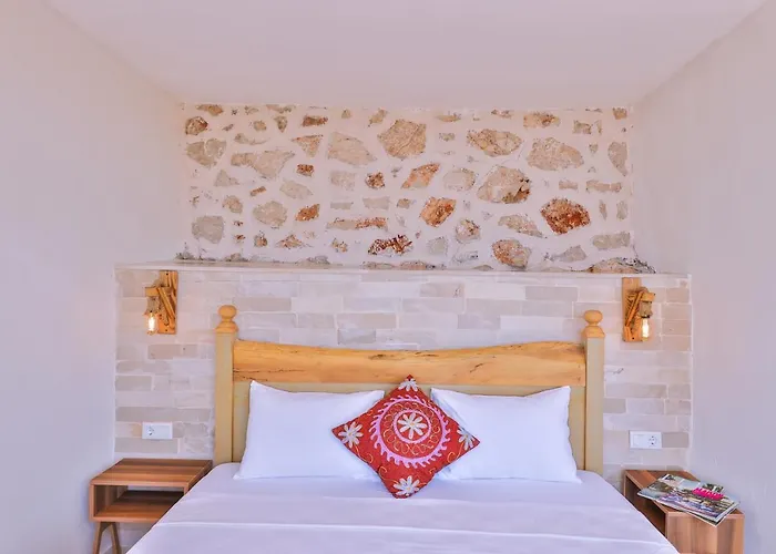 Mojo Sunset Boutique 5*