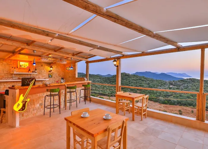 Mojo Sunset Boutique Hotel 5*